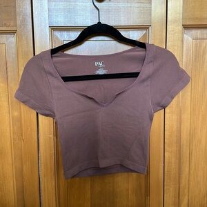 pacsun XS comfy cropped t-shirt, barley worn.
